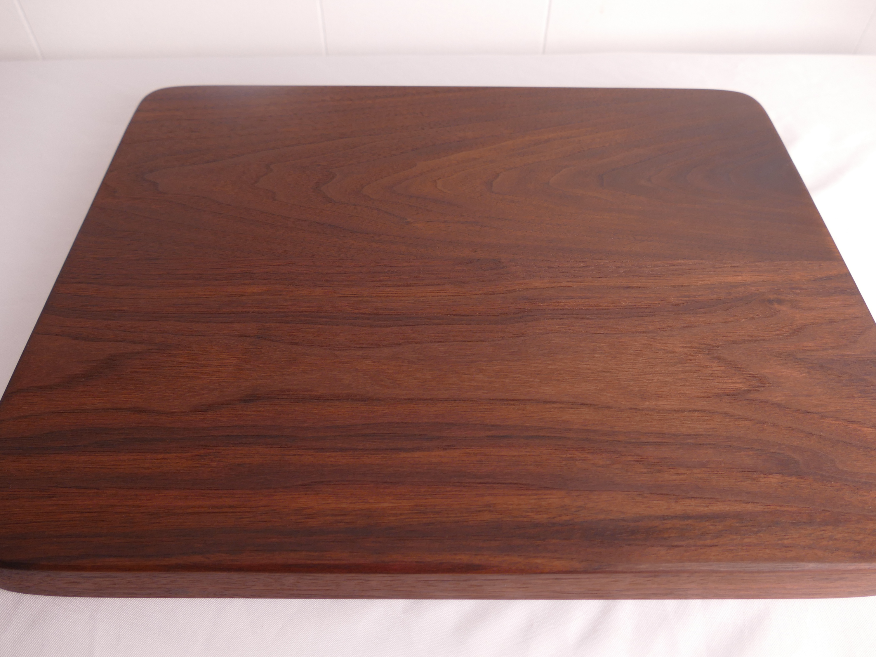 Premium Thick Walnut Chopping Board - Woodwork & Design by AJ