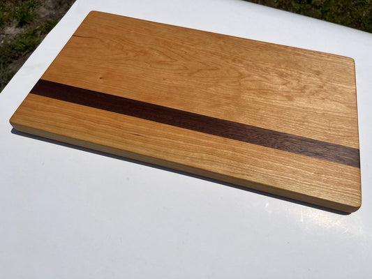 Cherry and walnut cutting board - Woodwork & Design by AJ